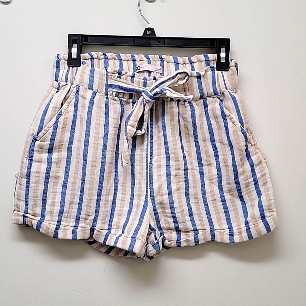 SO High-Rise Soft Shorts - Size M (Juniors)